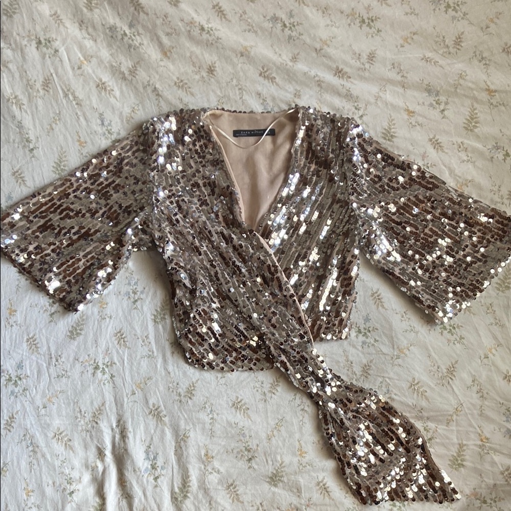 Zara sequin wrap top size small in great condition never worn